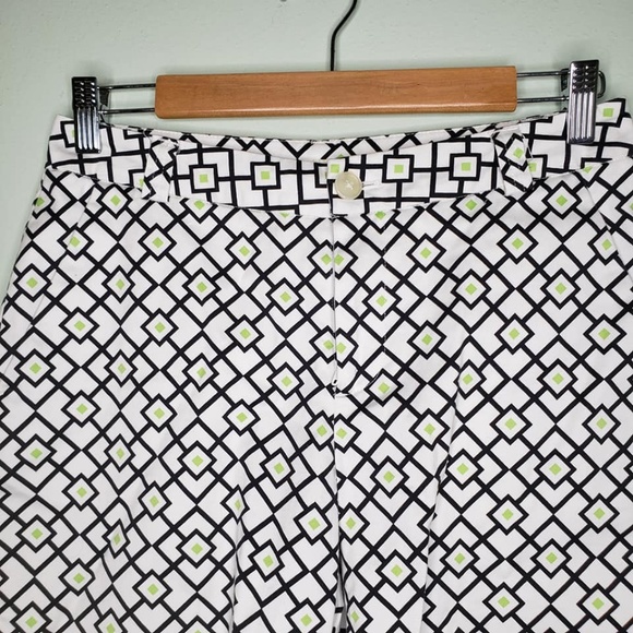 Golf Shorts - Picture 3 of 5